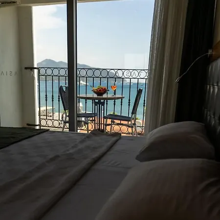 Отель Aurasia Sea Side 3*