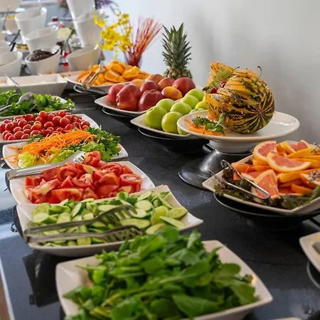 Aurasia Sea Side 호텔 3*