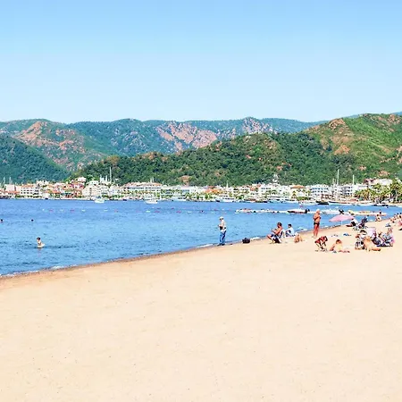 Aurasia Sea Side مرمريس