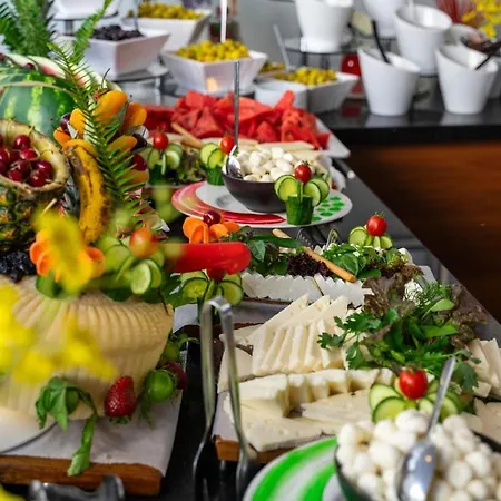 Aurasia Sea Side فندق مرمريس