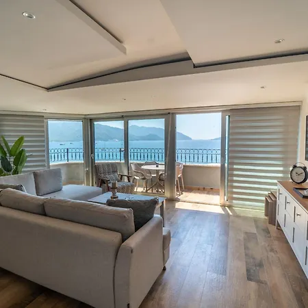 Aurasia Sea Side فندق مرمريس