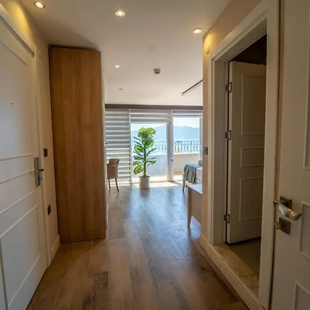 Aurasia Sea Side فندق مرمريس