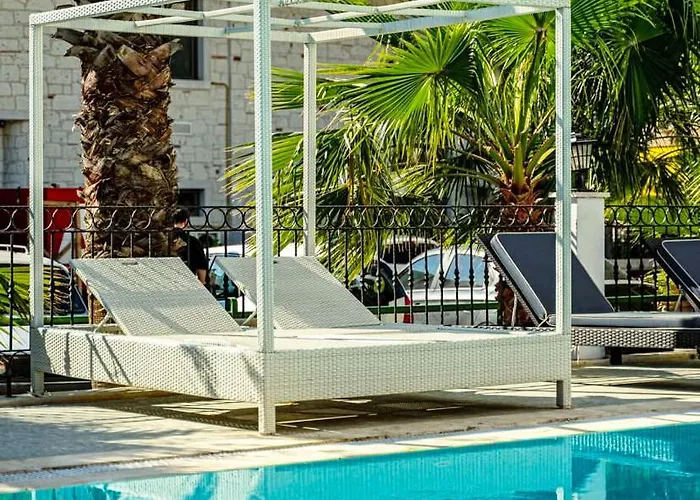 Aurasia Sea Side מרמריס
