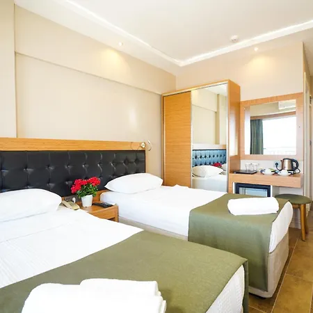 Aurasia Sea Side Hotel 3*