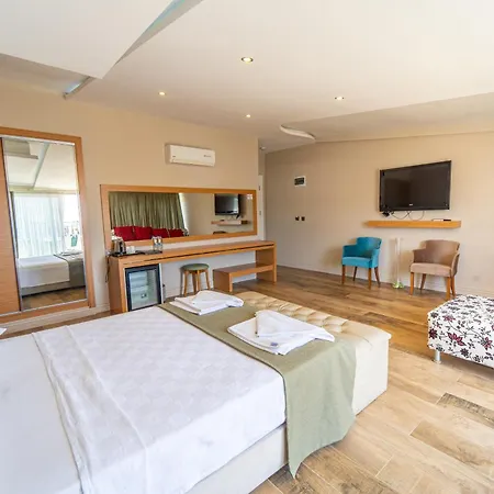 Hotel Aurasia Sea Side